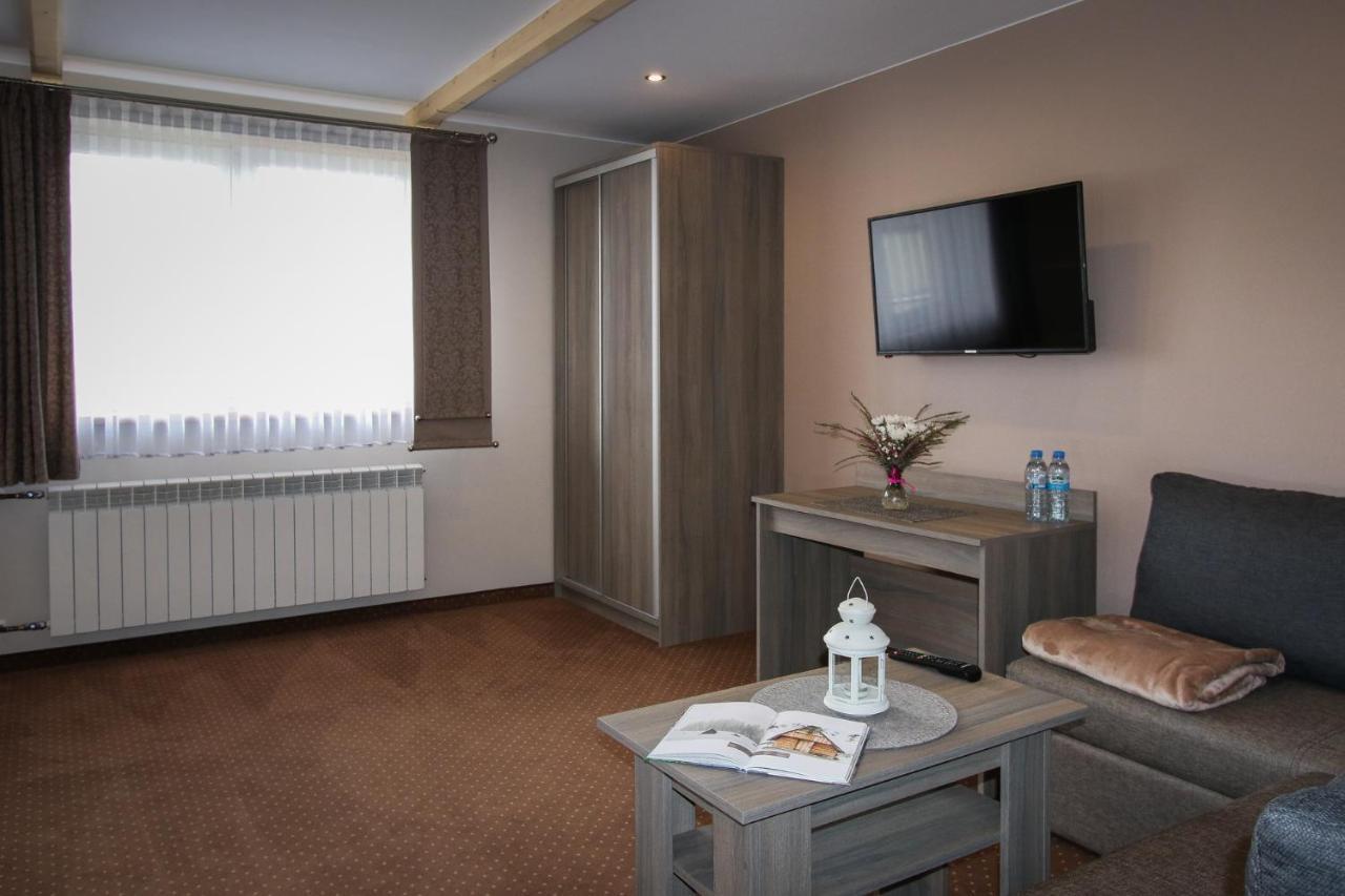 Ania Apartamenty Chocholow Buitenkant foto